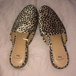 Slip on dressy shoes